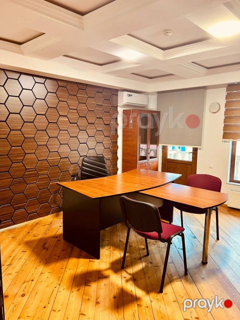 İcarəyə verilir 3 otaqlı ofis 90 m² — Bakı