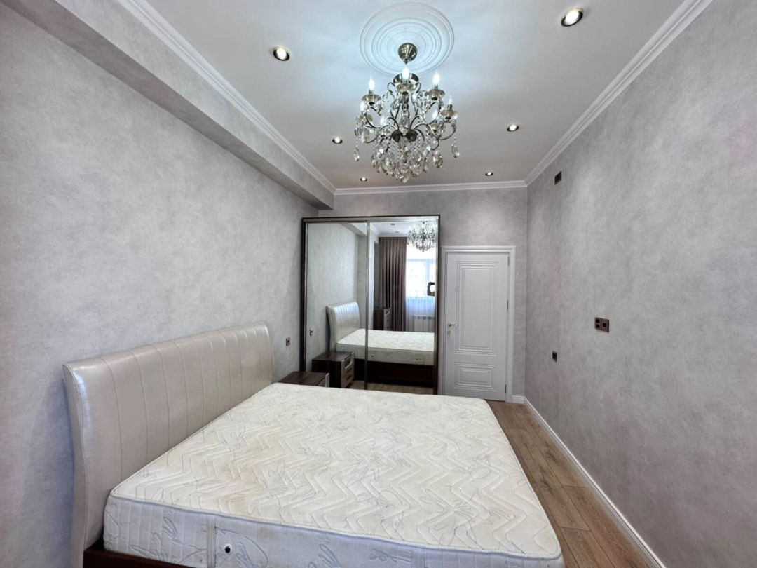 Satılır 2 otaqlı yeni tikili 85 m² — Mənzil, Bakı (9)