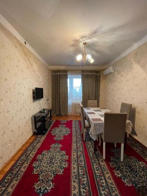 İcarəyə verilir 3 otaqlı köhnə tikili 95 m² — Bakı