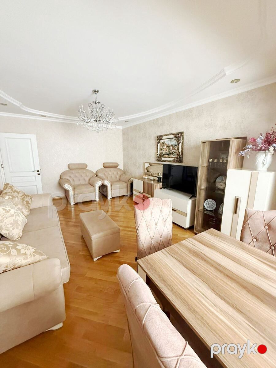 İcarəyə verilir 3 otaqlı köhnə tikili 92 m² — Mənzil, Bakı (2)
