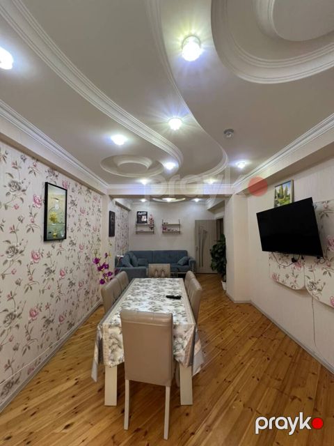 Satılır 2 otaqlı yeni tikili 77 m²