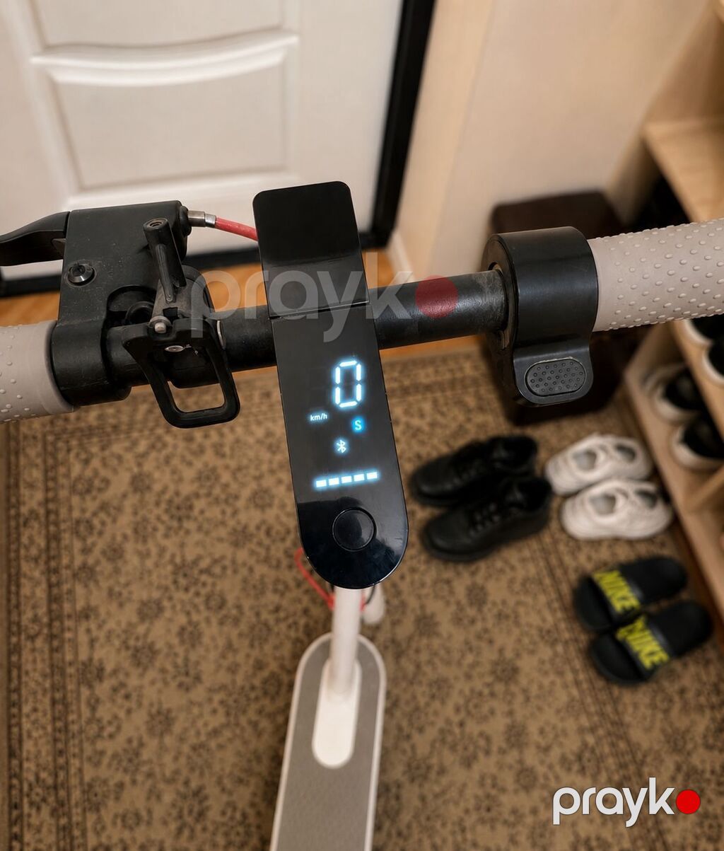 Xiaomi electric scooter 3 lite 1 ildir ki alinib,istifade etmediyim — Skuterlər, Bakı (6)