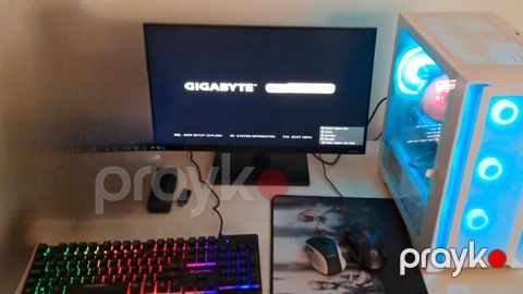 Şəxsi istifadə etdiyim kompdu Samsung 24 lük monitor 75 hz Plata H61 — Bakı