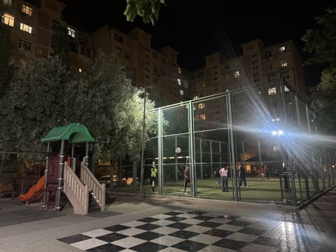 Satılır 2 otaqlı köhnə tikili 65 m² — Bakı