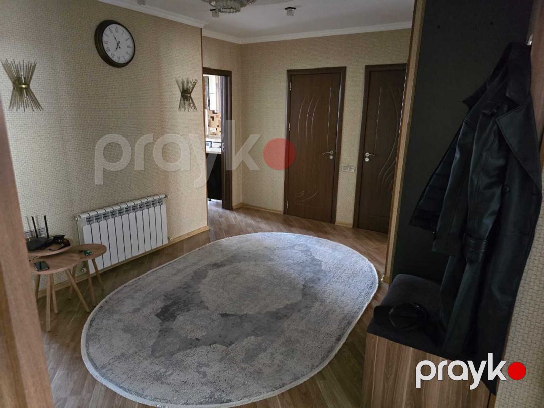 Satılır 4 otaqlı köhnə tikili 100 m² — Mənzil, Bakı (2)
