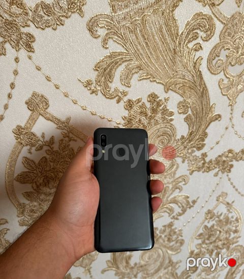 Samsung Galaxy A20 Black 32GB/3GB — Bakı