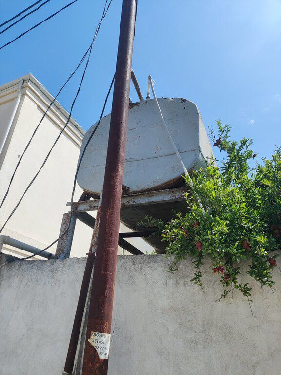 Su çəni — Dacha və bağ, Bakı (4)