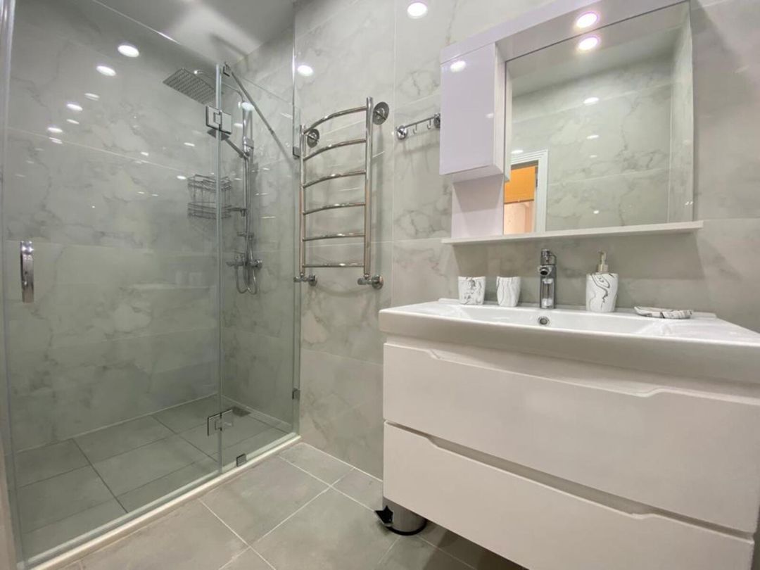 İcarəyə verilir 2 otaqlı yeni tikili 70 m² — Mənzil, Bakı (4)