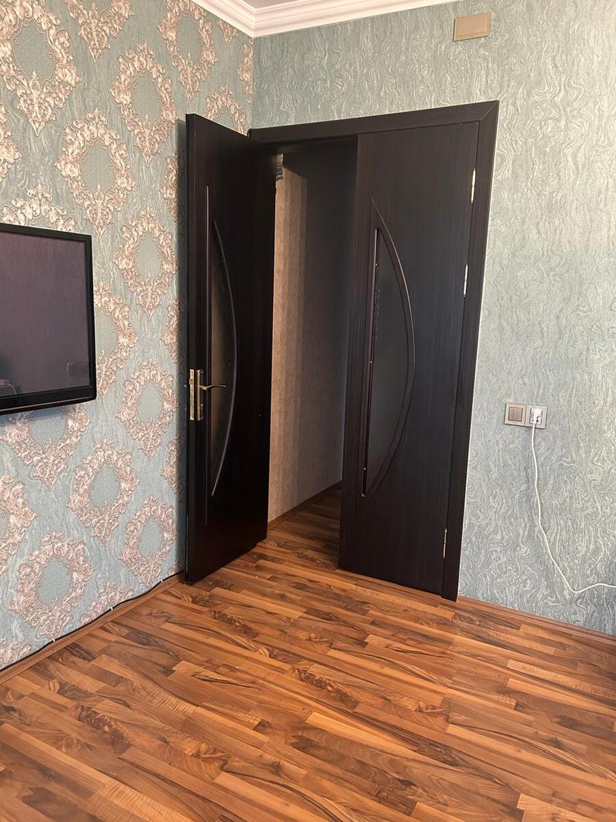 Satılır 2 otaqlı köhnə tikili 60 m² — Mənzil, Bakı (5)