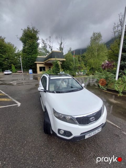 Kia Sorento, 2.4 L, 2010 il, 200 000 km