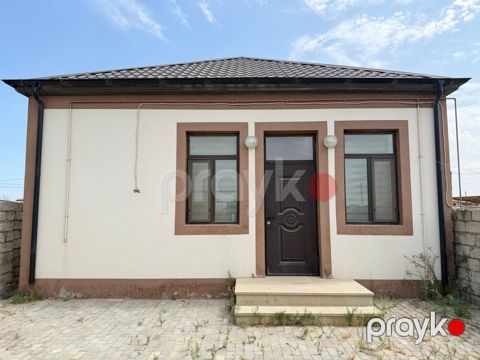 İcarəyə verilir 2 otaqlı həyət evi/bağ evi 90 m²