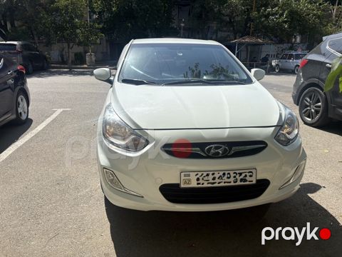Hyundai Accent, 1.6 L, 2013 il, 64 000 km