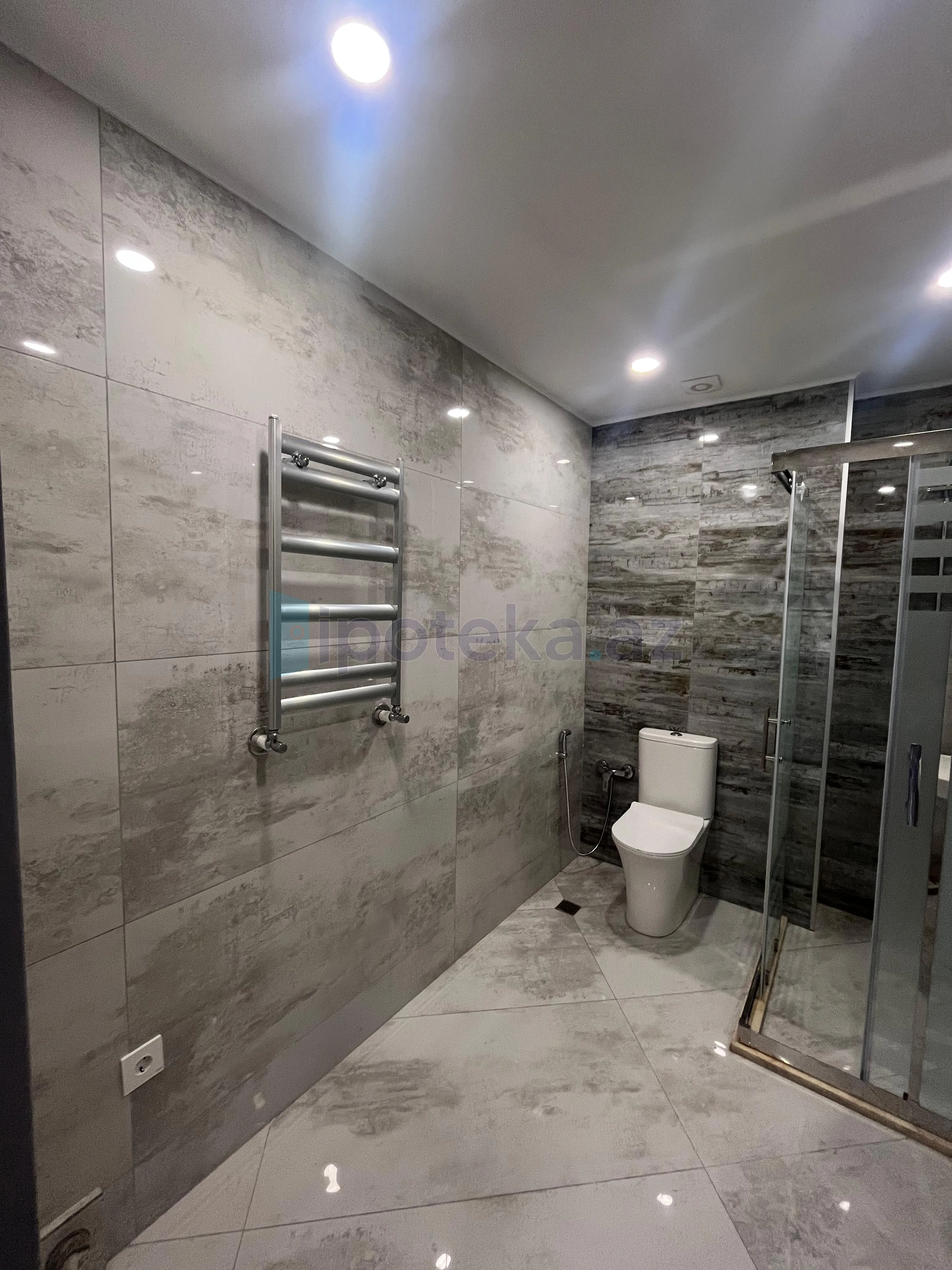 Satılır: 3 Otaq, Yeni tikili, Binəqədi r., 7-ci mkr q., 107.00 m² — Mənzil, Bakı (4)