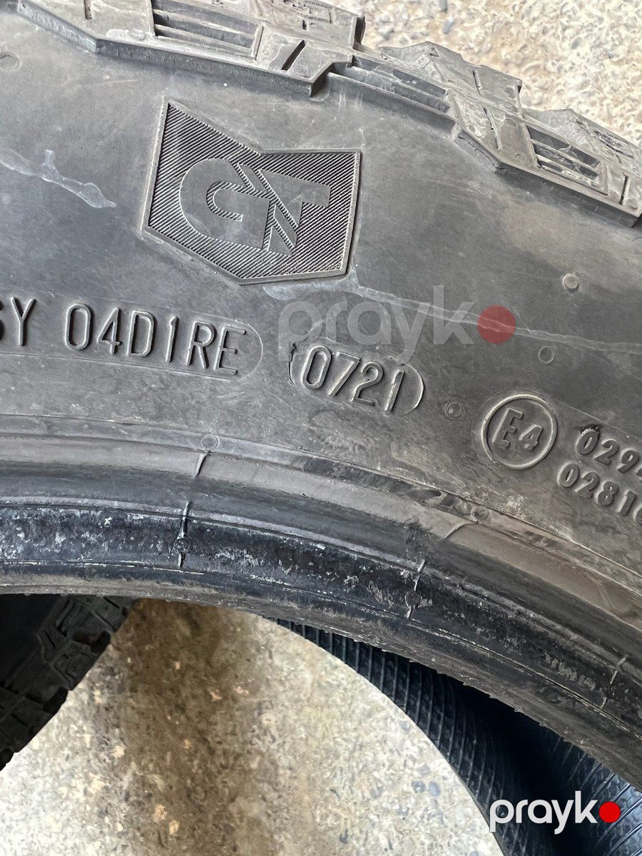 Şinlər 235/60 R18 — Ehtiyat hissələri və aksesuarlar, Bakı (3)