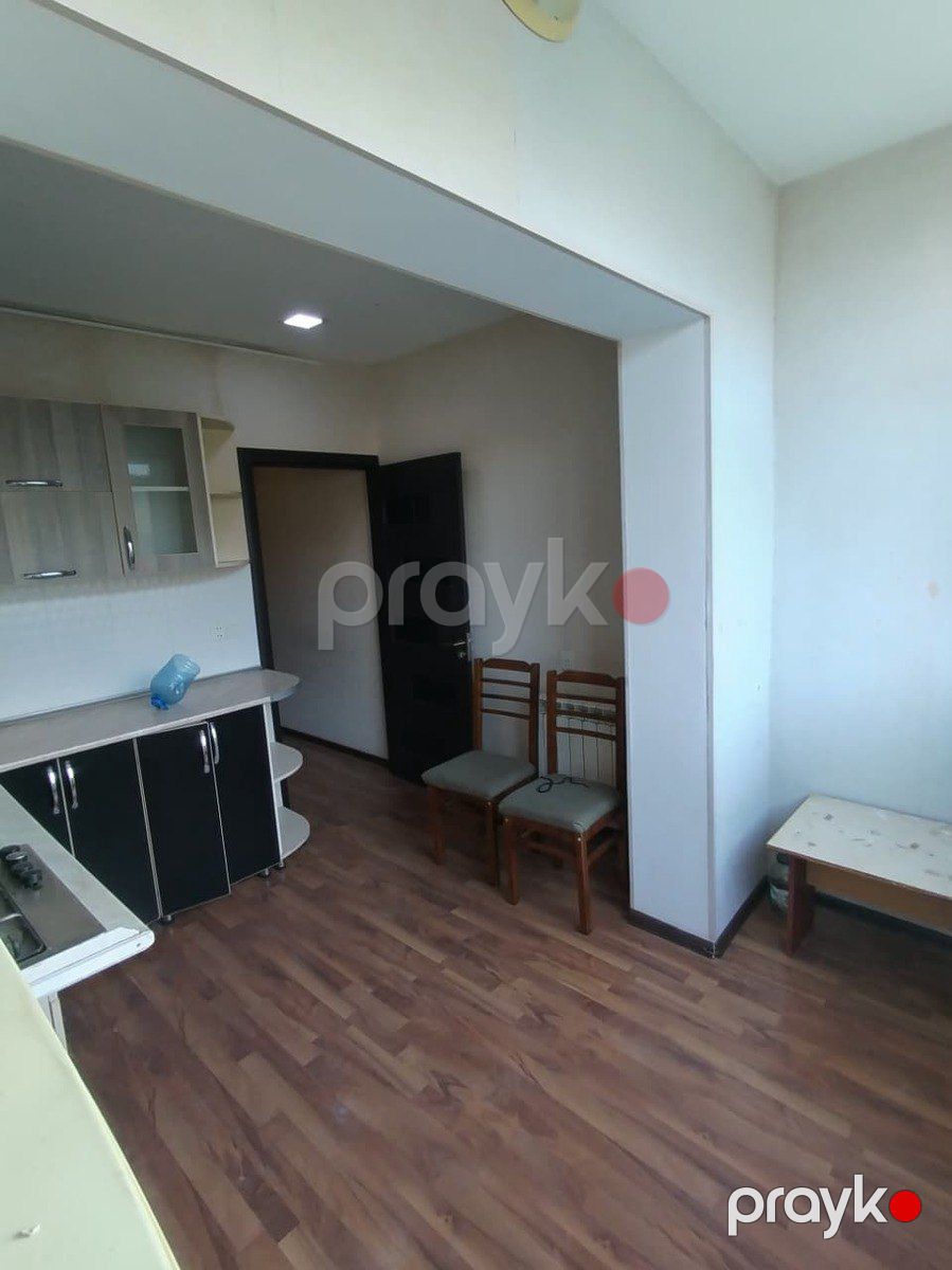 Satılır 2 otaqlı köhnə tikili 60 m² — Mənzil, Bakı (7)