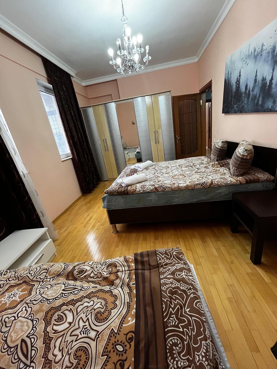 İcarəyə verilir 4 otaqlı yeni tikili 176 m² — Mənzil, Bakı (12)