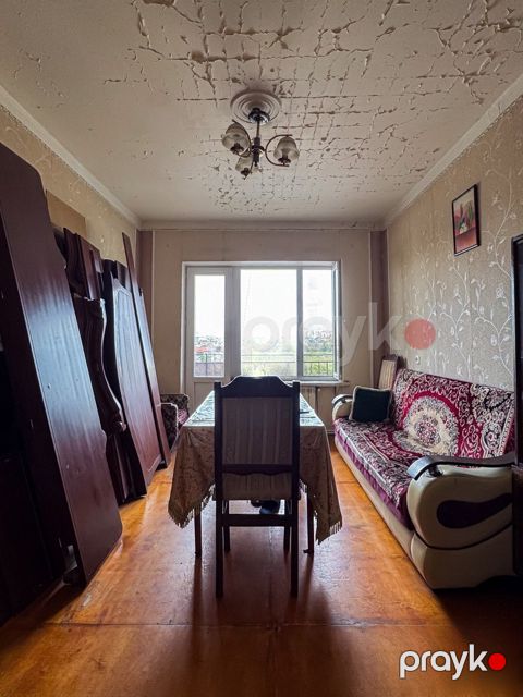 Satılır 4 otaqlı köhnə tikili 100 m² — Bakı