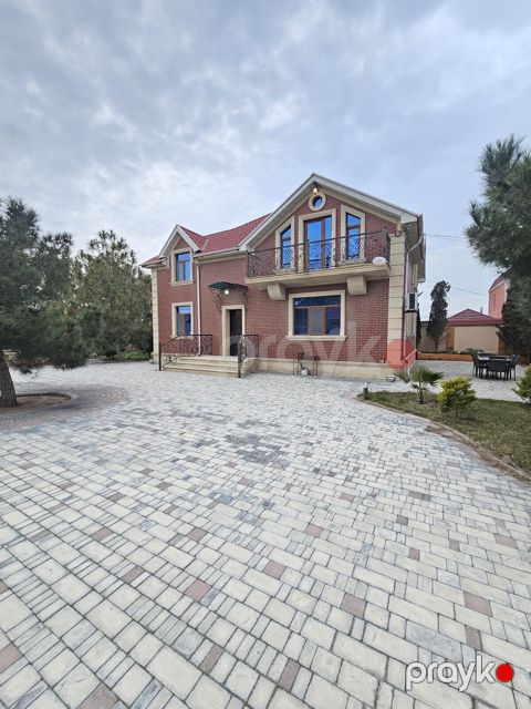 Satılır 4 otaqlı həyət evi/bağ evi 210 m² — Bakı