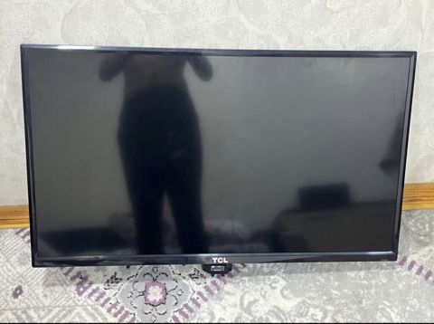 TCL 102 ekran ela veziyetde — Masazır