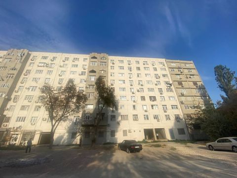 Satılır 3 otaqlı köhnə tikili 75 m² — Bakı