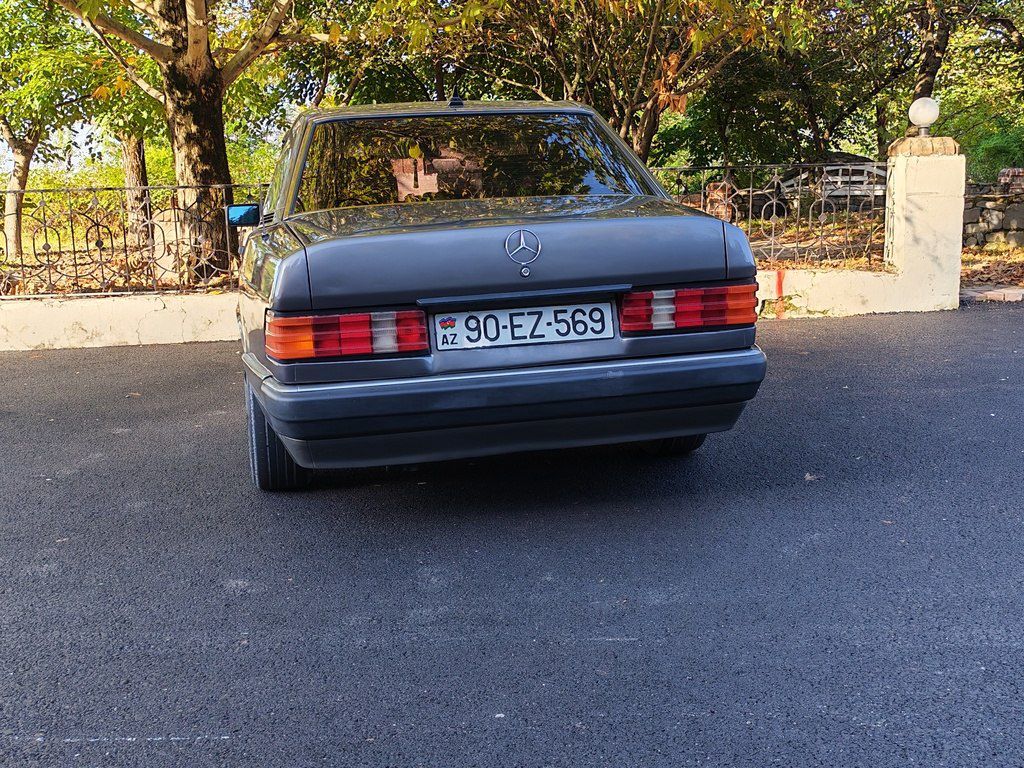 Mercedes 190, 2.0 L, 1991 il, 385 000 km — Avtomobillər, Qəbələ (3)