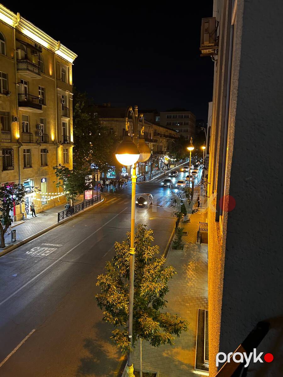 İcarəyə verilir 4 otaqlı köhnə tikili 160 m² — Mənzil, Bakı (12)