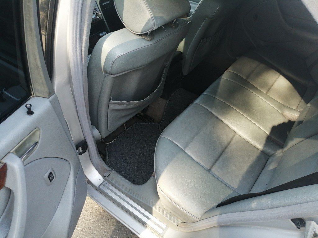 Mercedes C 230, 2.3 L, 1999 il, 333 300 km — Avtomobillər, Sumqayıt (12)