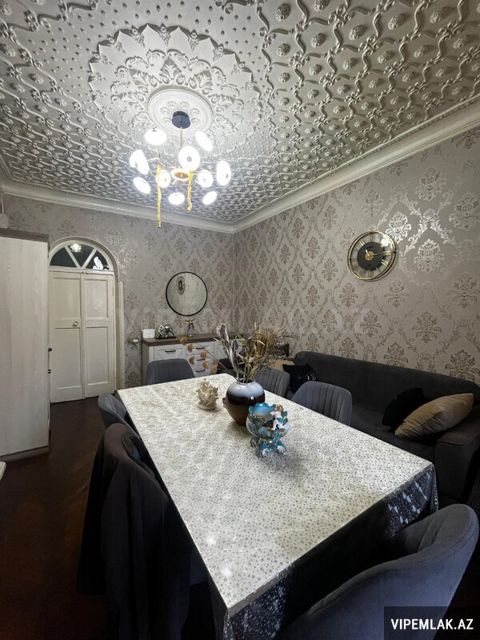 Nizami rayonunda 3 otaqlı Köhnə tikili Satılır, 54 m² — Bakı