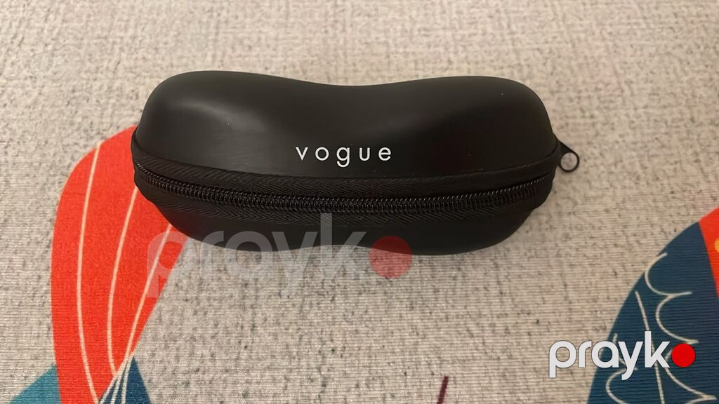 Vogue gün eynəyi - Model: Vogue (korpusda və kilifdə loqo) - Forma — Eynəklər və aksesuarları, Bakı (3)