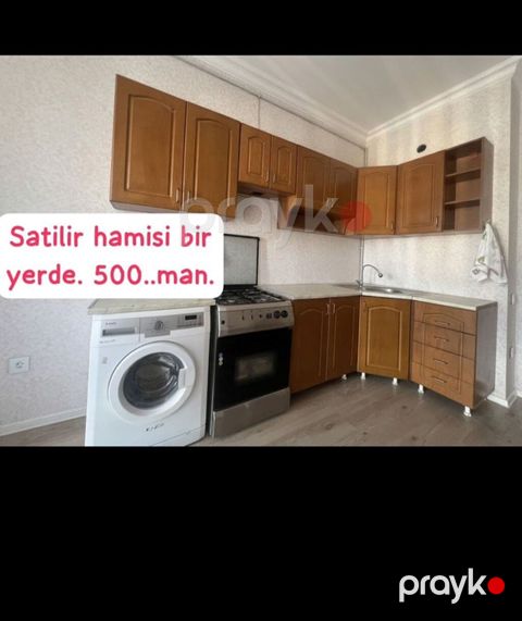 Satılır hamısı bir yerdə. 500 man. Əlavə soyuducunun üstündə olan bir — Sumqayıt