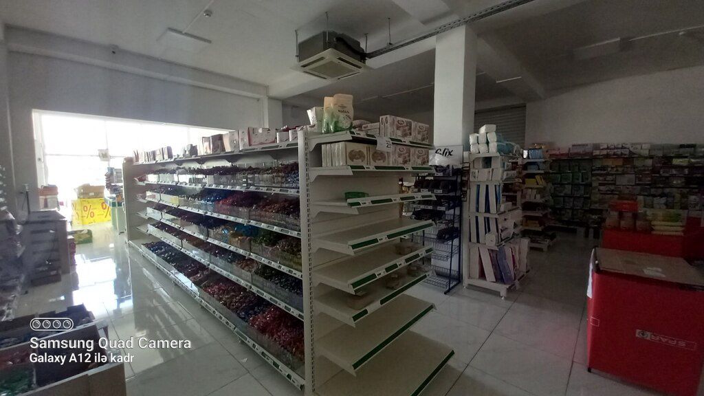 Mağaza vitrini — Biznes və avadanlıq, Bakı (3)