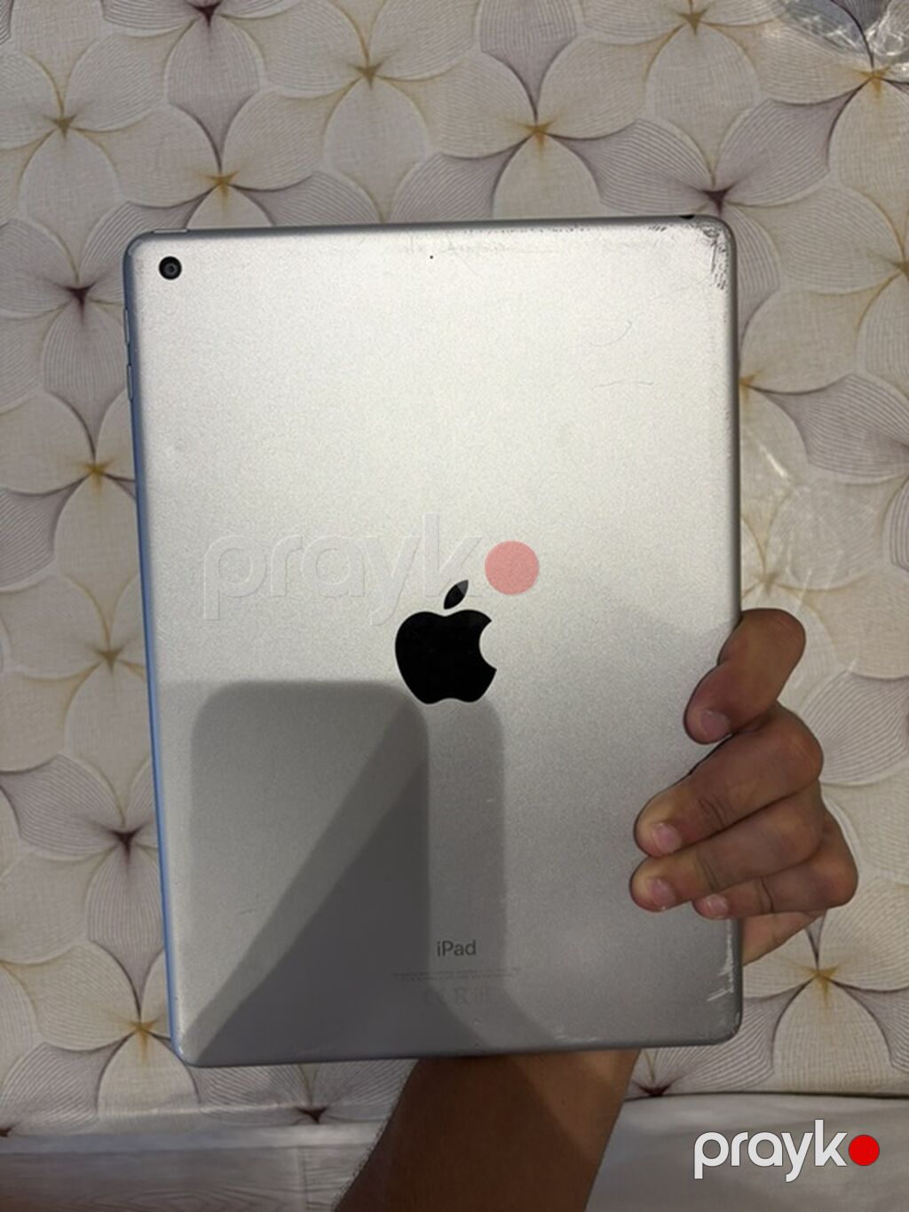 Apple iPad planşet Xüsusiyyətlər: - Ekran: 9.7 düym Retina ekran — Apple, Bakı (5)