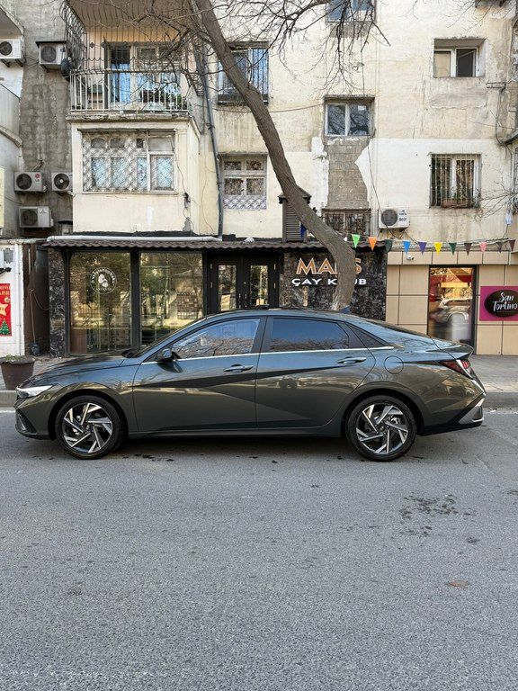 Hyundai Elantra, 1.5 L, 2024 il, 13 500 km — Avtomobillər, Bakı (3)