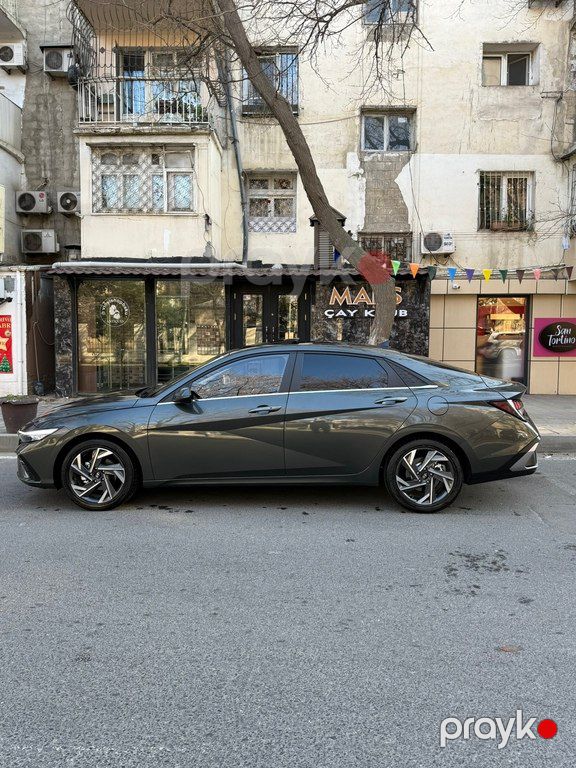 Hyundai Elantra, 1.5 L, 2024 il, 13 500 km — Avtomobillər, Bakı (3)