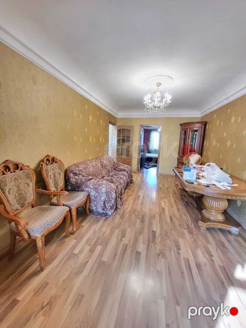 İcarəyə verilir 3 otaqlı köhnə tikili 70 m² — Bakı