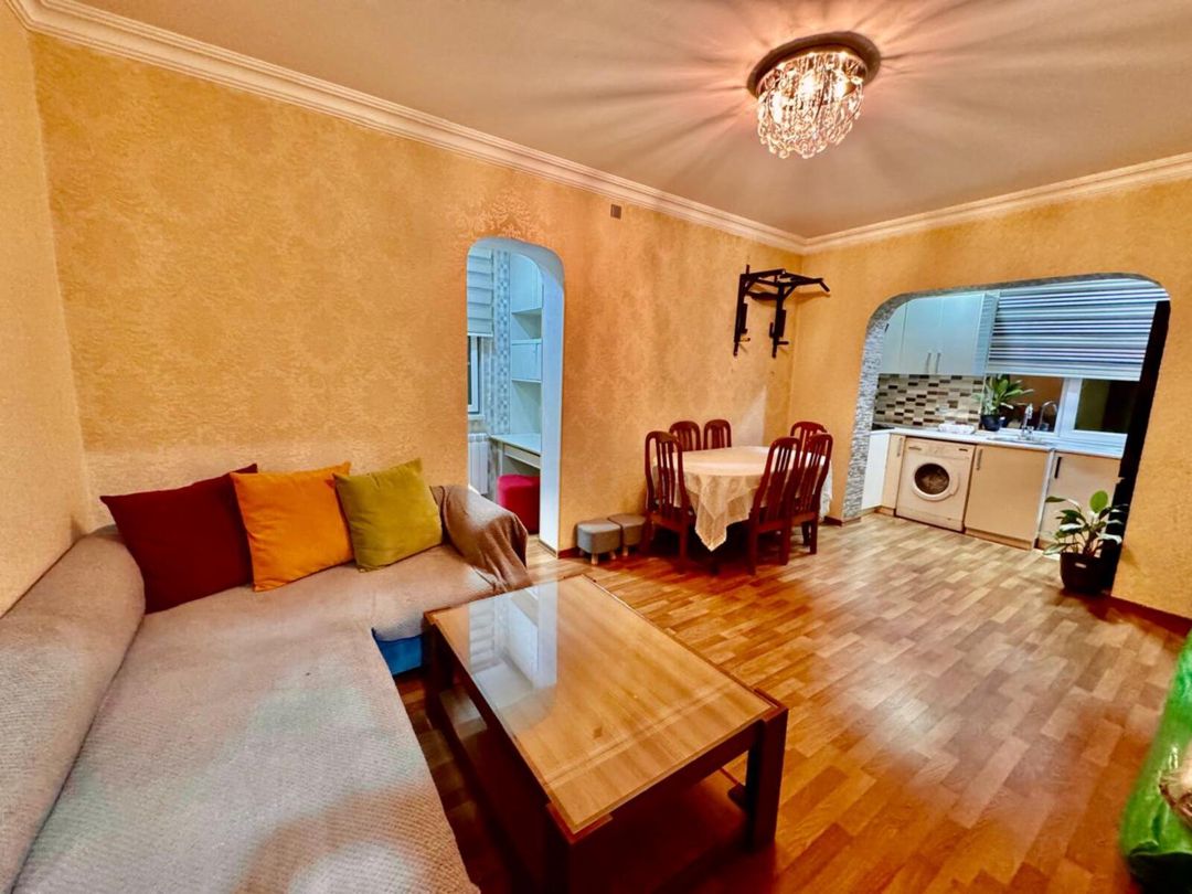 Satılır 2 otaqlı köhnə tikili 52 m² — Mənzil, Bakı (6)