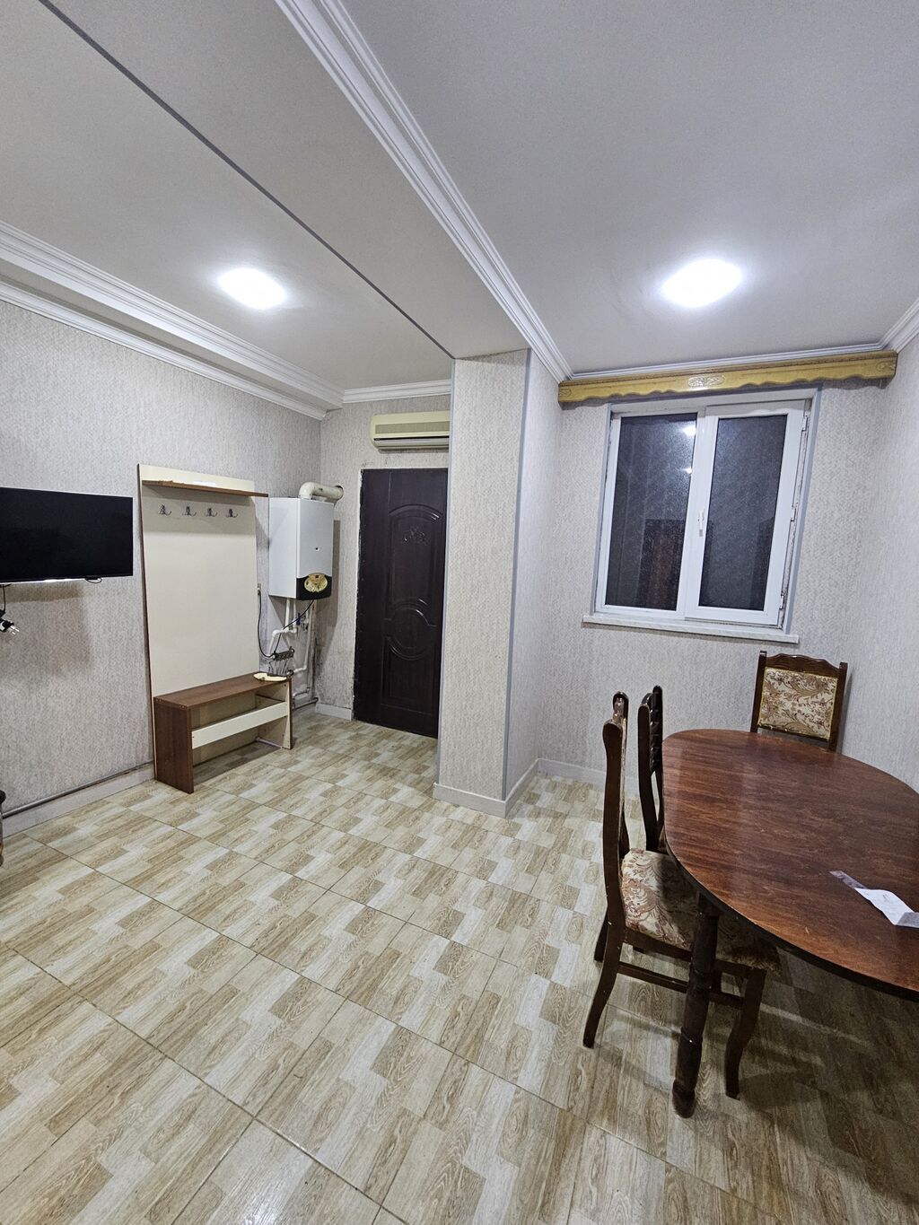Kirayə üçün 2 otaqlı mənzil - Plan: ayrıca yataq otağı və geniş qonaq — Mənzil, Bakı (4)