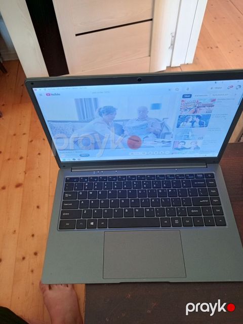 Noutbuk – 15.6" ekran, tam klaviatura və böyük touchpad — Saray
