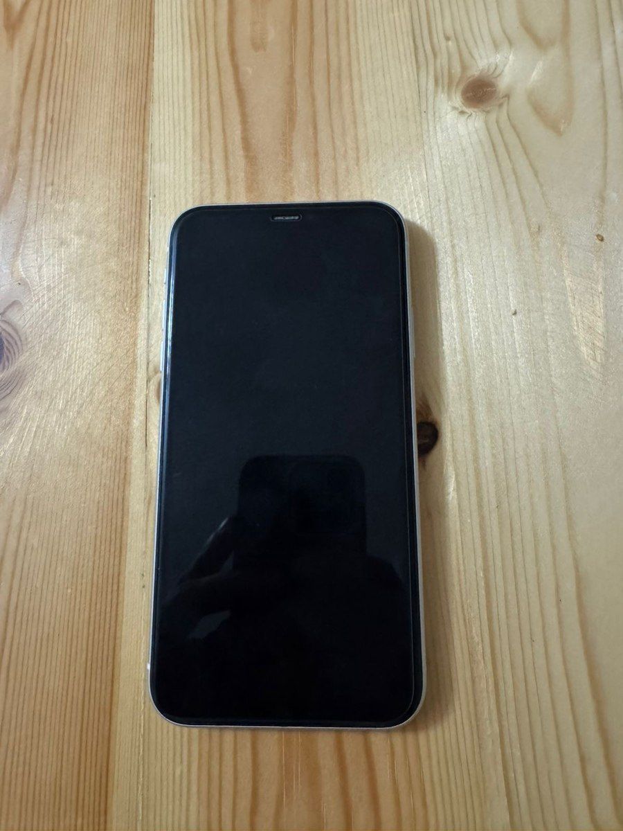 Apple iPhone 11 White 128GB/4GB — Smartfonlar, Bakı (2)