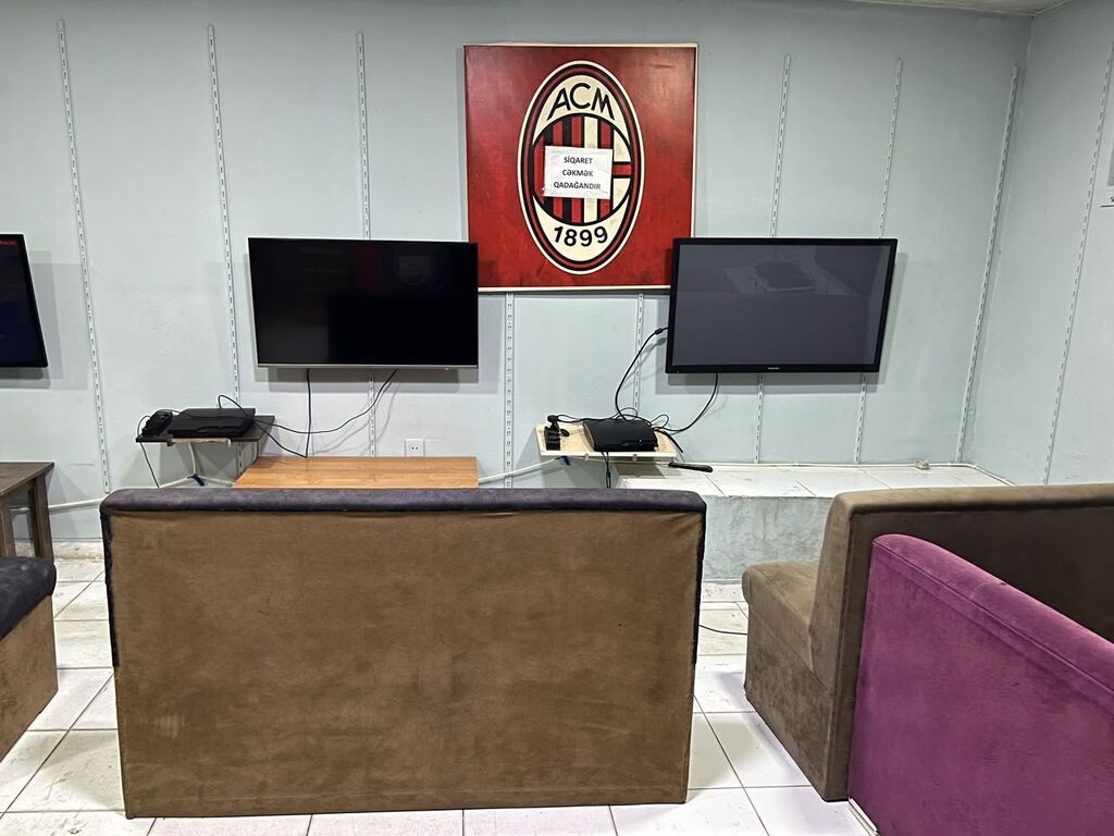 5 ədəd PS3 5 ədəd TV 5 ədəd divan 5 ədəd kronsteyne 5 ədəd masa lazımi — Digər, Masazır (5)