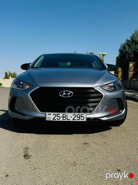 Hyundai Elantra, 2.0 L, 2016 il, 198 474 km