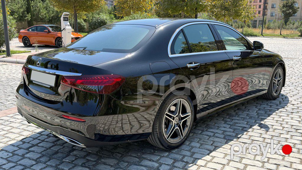 Mercedes E 200, 2.0 L, 2023 il, 30 000 km — Avtomobillər, Bakı (4)