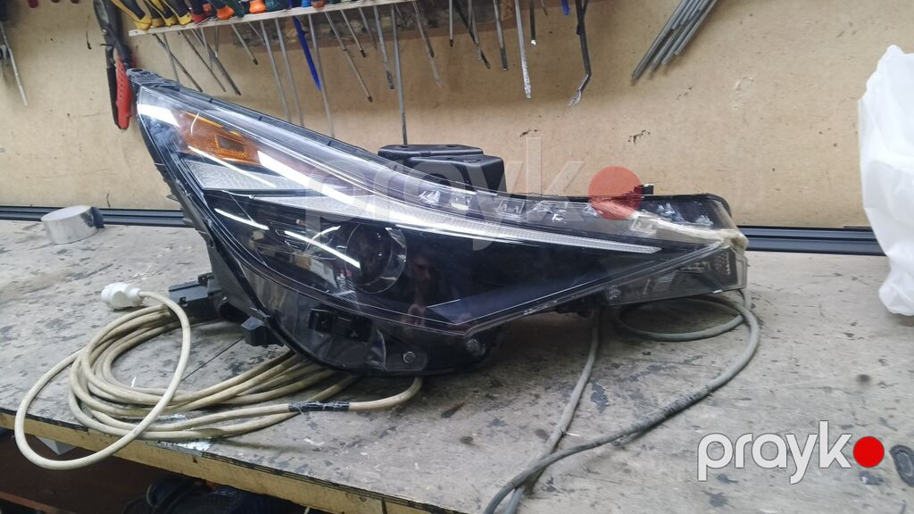 Elantra ücün led fara təmirdə olub korpusda şüşədə cat olub düzəlib — Avtomobil işığı, Bakı (9)