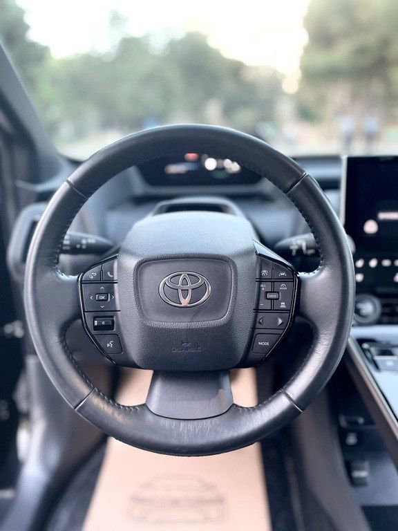 Toyota bZ4X, 71.4 kWh, 2023 il, 7 100 km — Avtomobillər, Bakı (10)