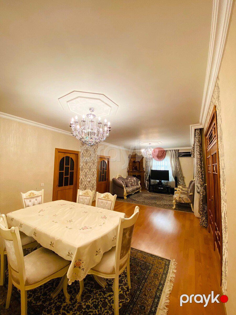Satılır 8 otaqlı həyət evi/bağ evi 350 m² — Ev, villa, Bakı (7)