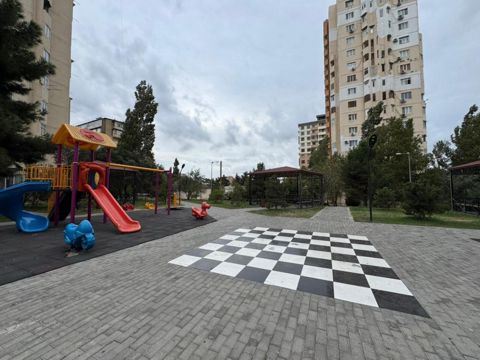 Satılır 3 otaqlı köhnə tikili 55 m² — Bakı