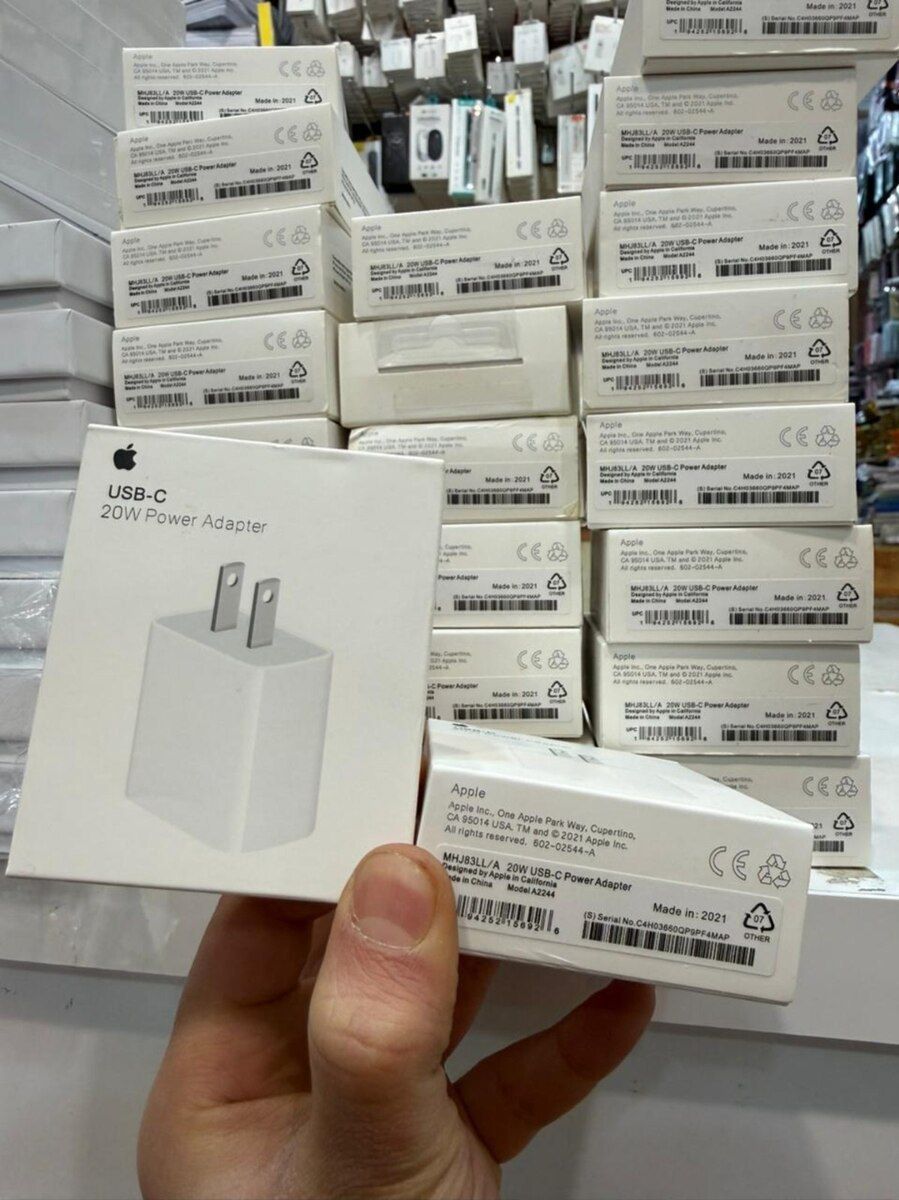 Adapter başlıqları Apple iPhone 17, 17 Pro, 17 Pro Max — Smartfonlar, Bakı (4)