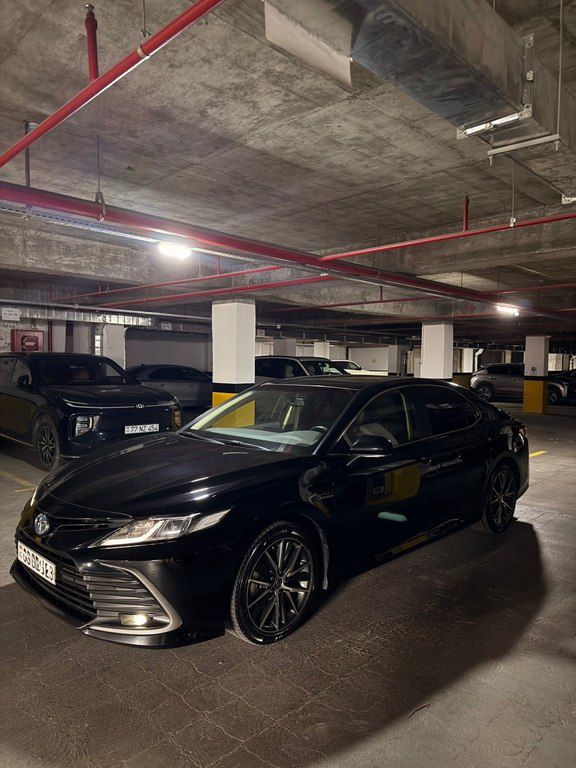 Toyota Camry, 2.5 L, 1.6 kWh, 2023 il, 100 500 km — Avtomobillər, Bakı (2)