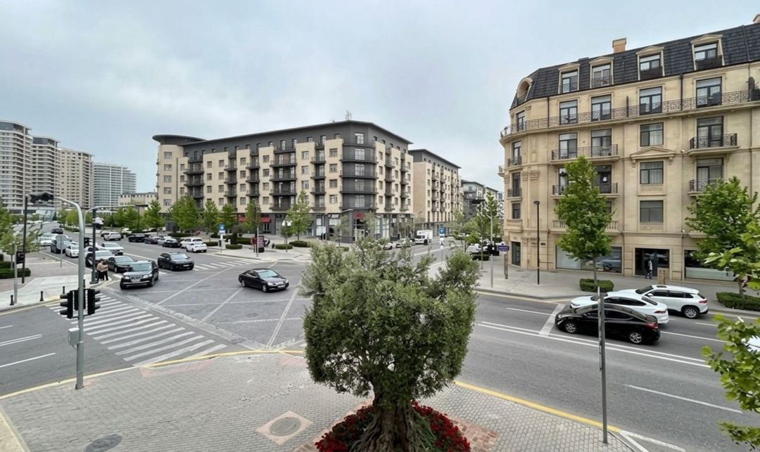 Satılır 3 otaqlı yeni tikili 130 m² — Mənzil, Bakı (2)