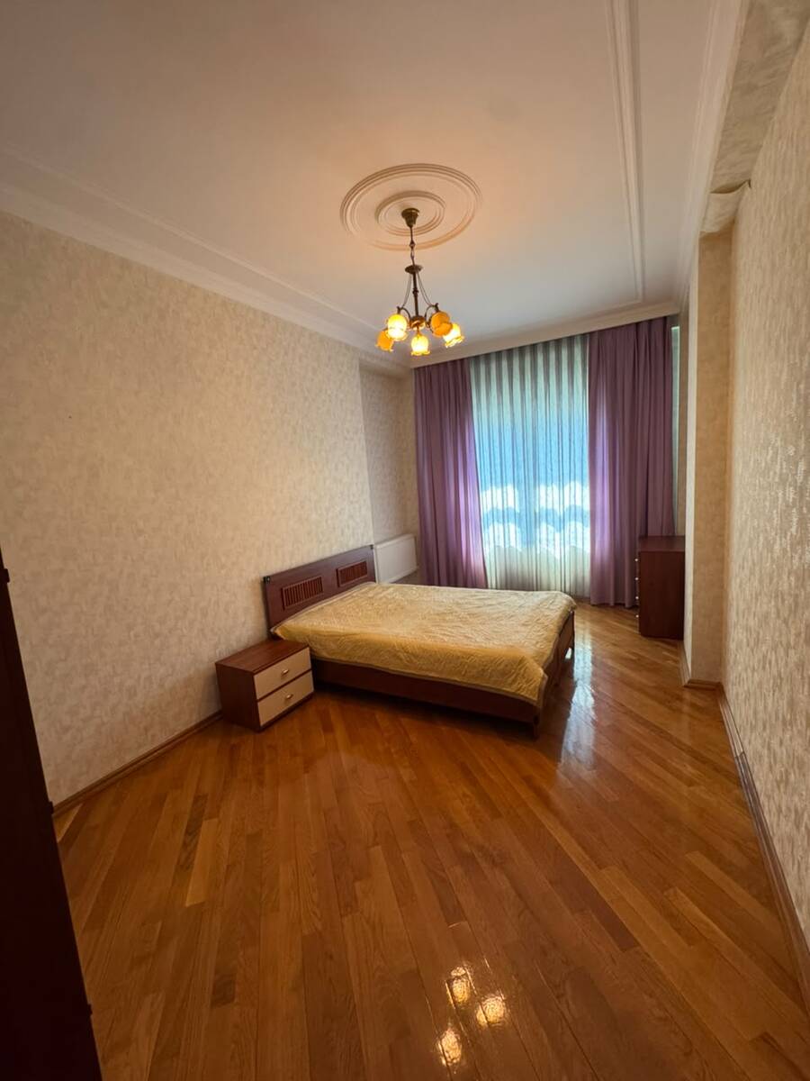 İcarəyə verilir 4 otaqlı yeni tikili 190 m² — Mənzil, Bakı (11)